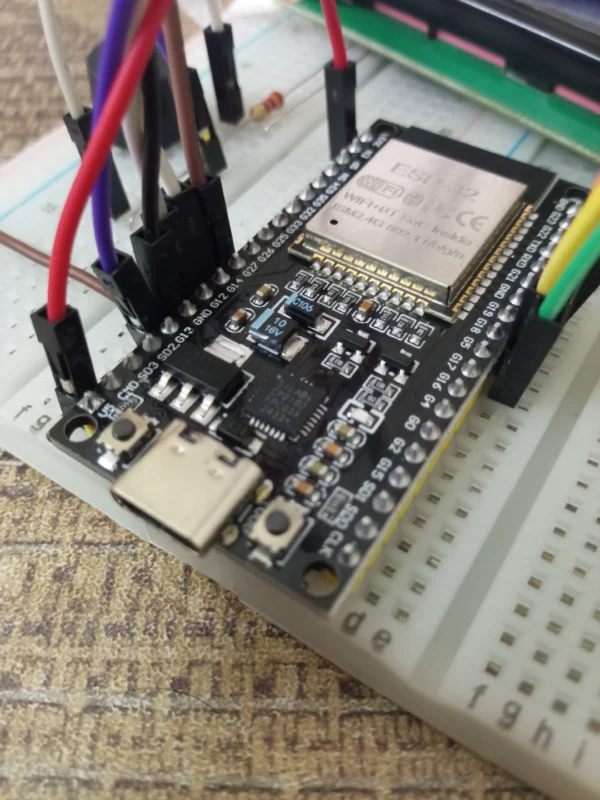 zoom image of Esp 32 38 Pin Type C Breadboard Placement with jumper wire real image from projects